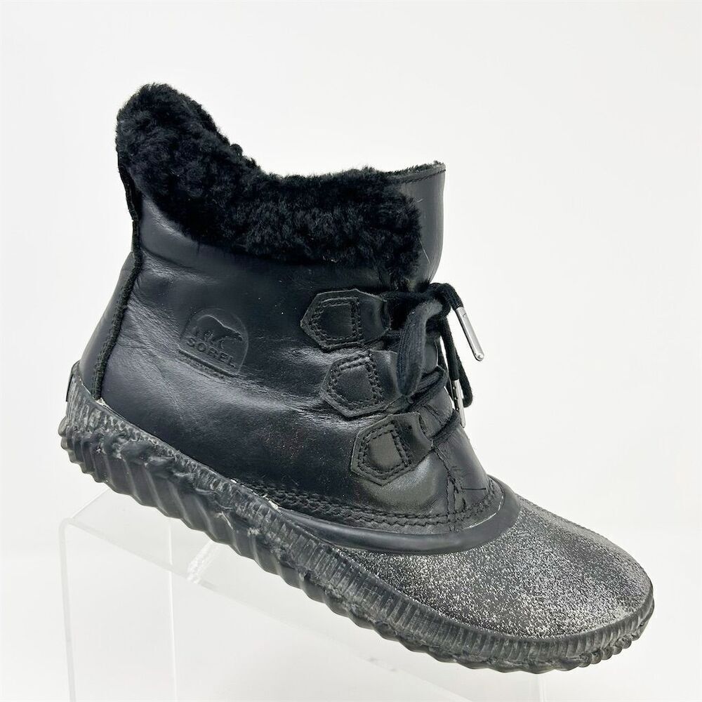 Sorel Out N About Plus L Black Leather Lace-Up Boots Size 10.5 Waterproof Winter